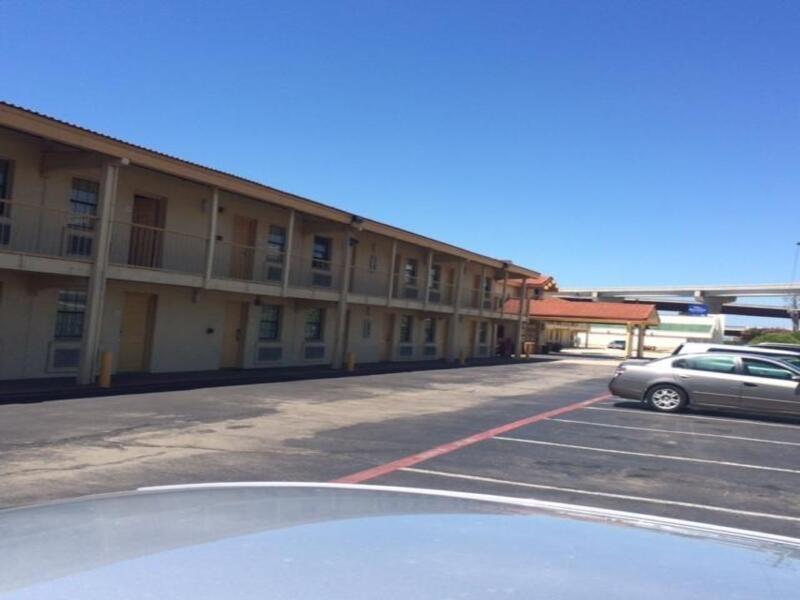 Motel 6-Grand Prairie, TX - Interstate 30 Exterior foto